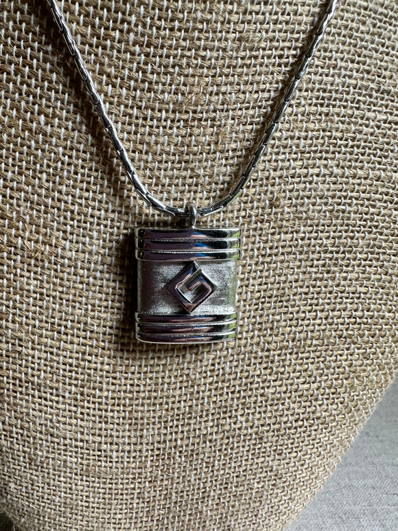 Vintage 1980 Givenchy necklace